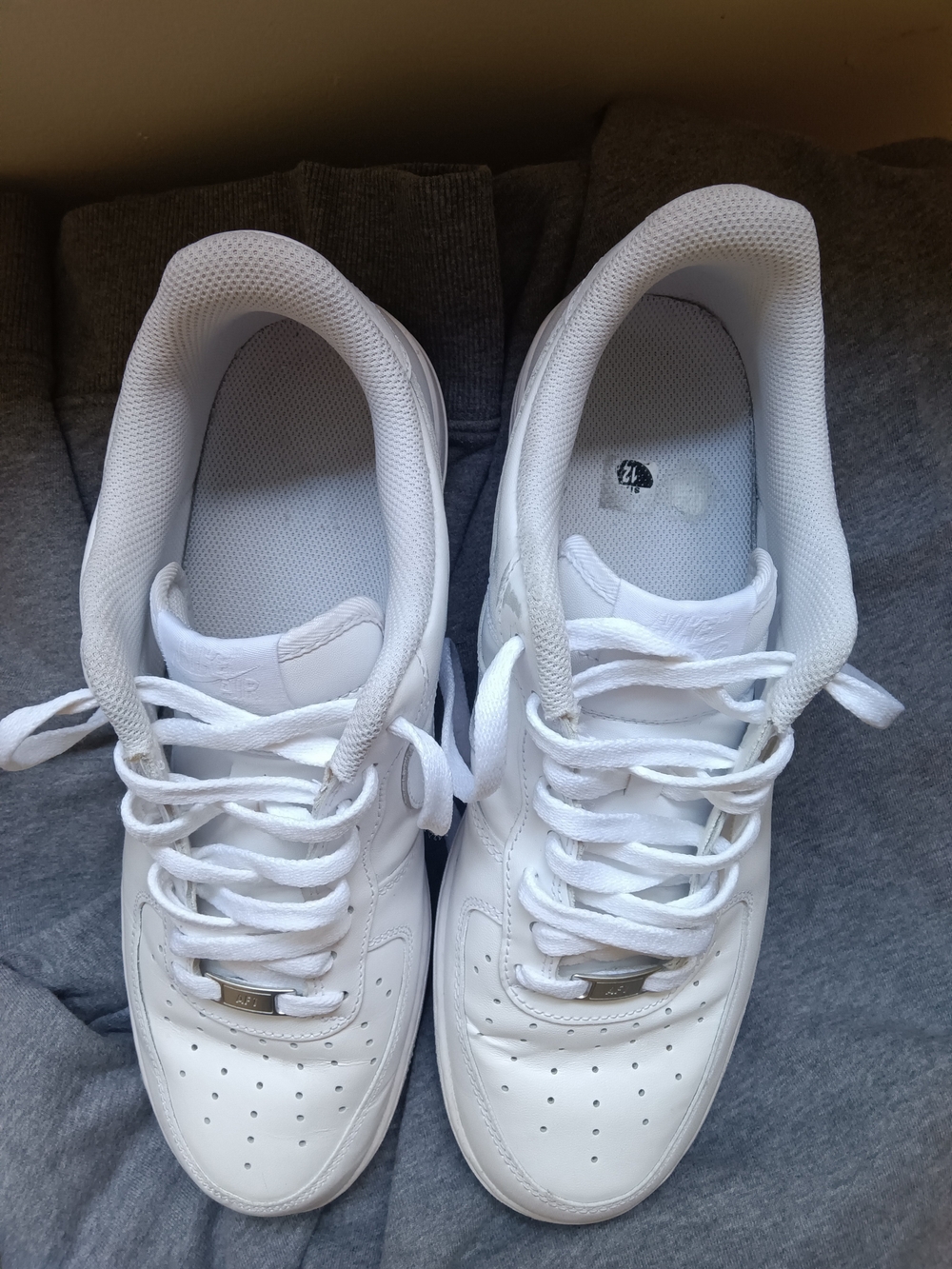 Nike White Men's Low-Top Sneakers